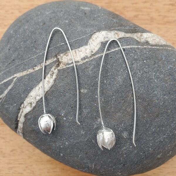 Silver Checkered Lily Hoop - Image 2